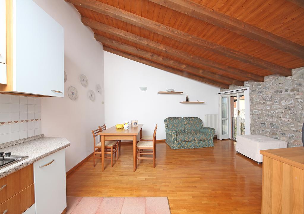 Apartment Casa Caterina Gargnano Chambre photo